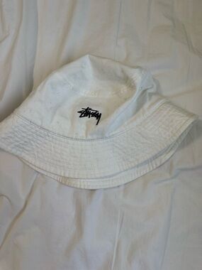 Stussy White Bucket Hat with Black Script Logo